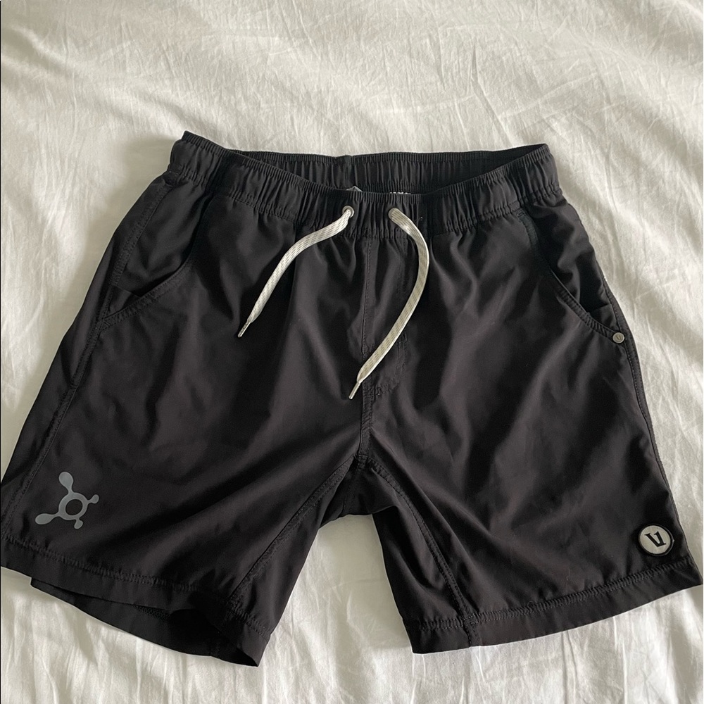 Vuori Short - Orangetheory edition.